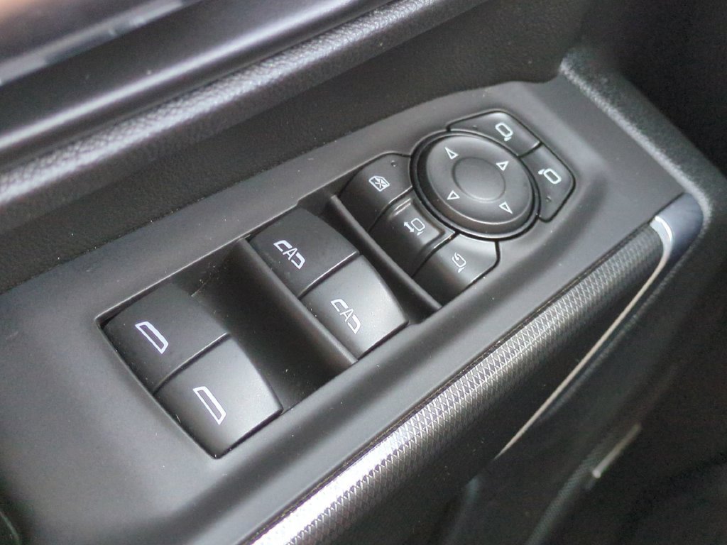 Used 2021 GMC Sierra 2500 AT4 w/ AT4 Premium Plus Package AWD/4WD image 28