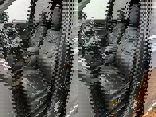 Used 2022 Cadillac XT6 Premium Luxury w/ Technology Package image 11