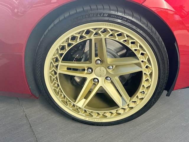 Used 2022 Chevrolet Corvette Stingray Coupe w/ Z51 Performance Package image 32