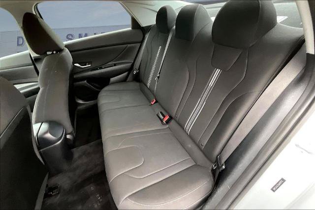 Used 2021 Hyundai Elantra SEL w/ Convenience Package FWD image 21