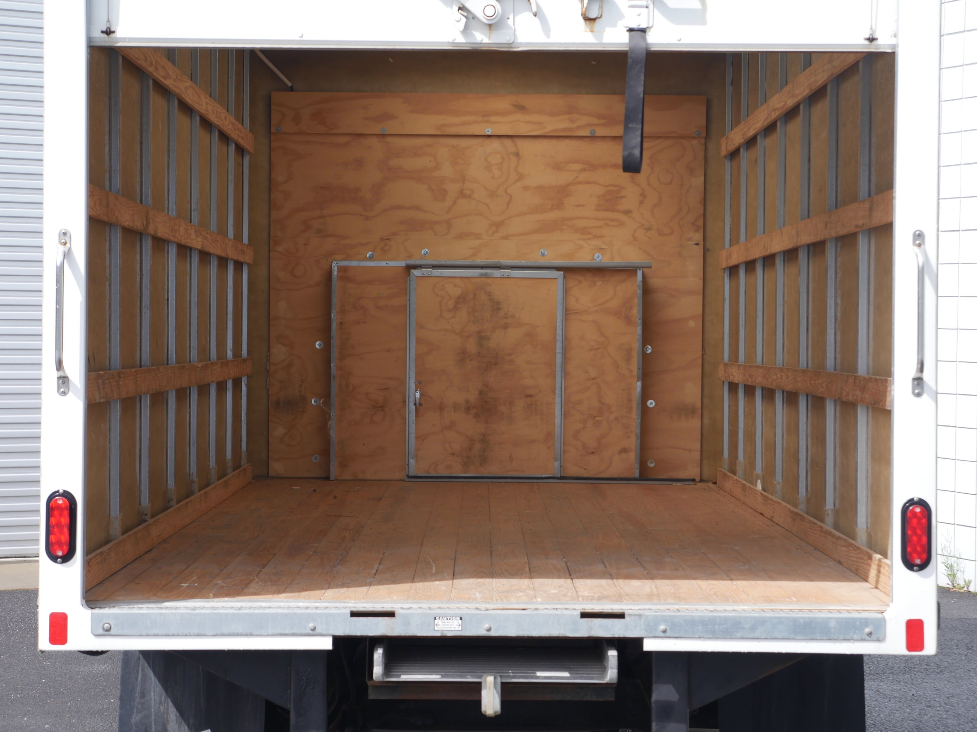 Certified 2025 Ford E-450 and Econoline 450 Super Duty w/ Power Equipment Group image 14