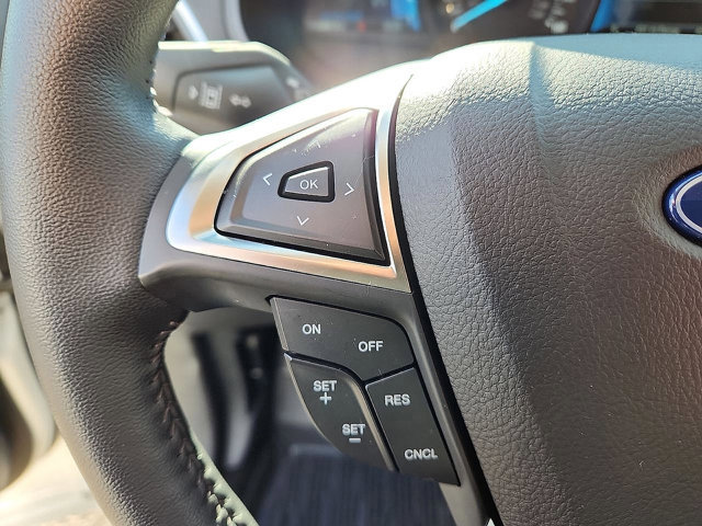 Certified 2023 Ford Edge Titanium AWD/4WD image 17