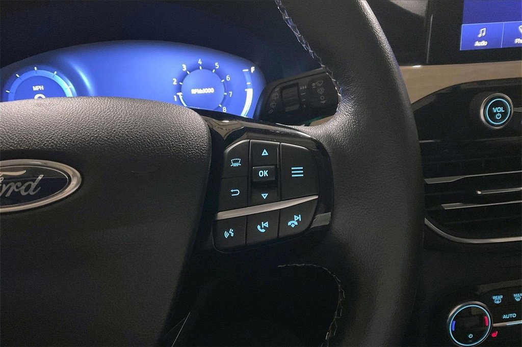 Certified 2021 Ford Escape Titanium w/ Titanium Elite Package image 18