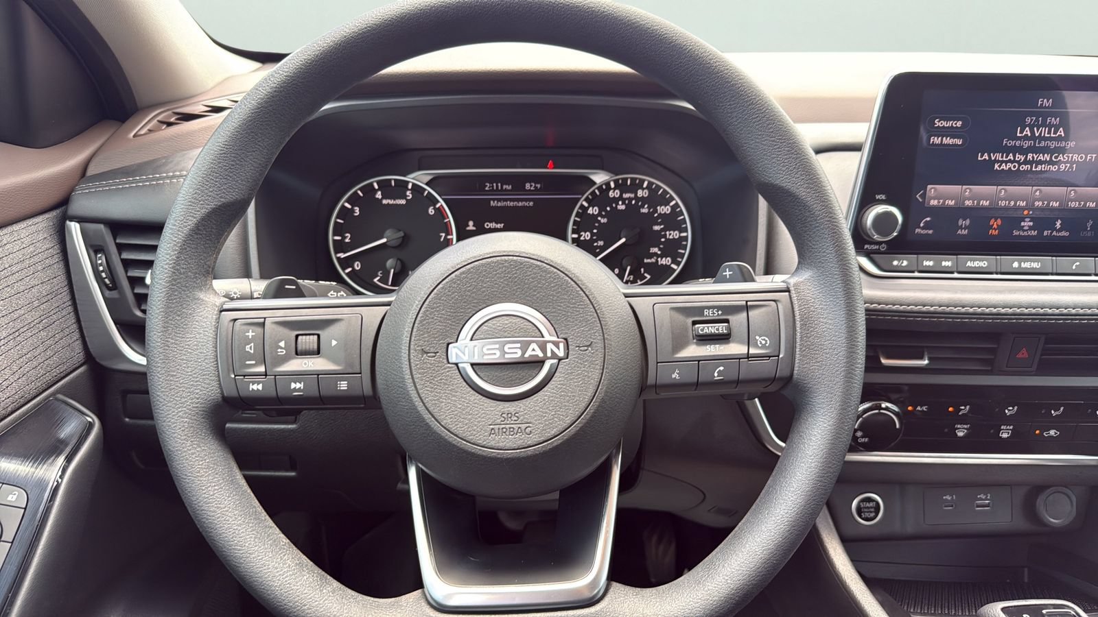 Used 2023 Nissan Rogue S FWD image 13