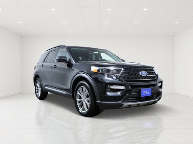 Certified 2023 Ford Explorer XLT w/ Equipment Group 202A