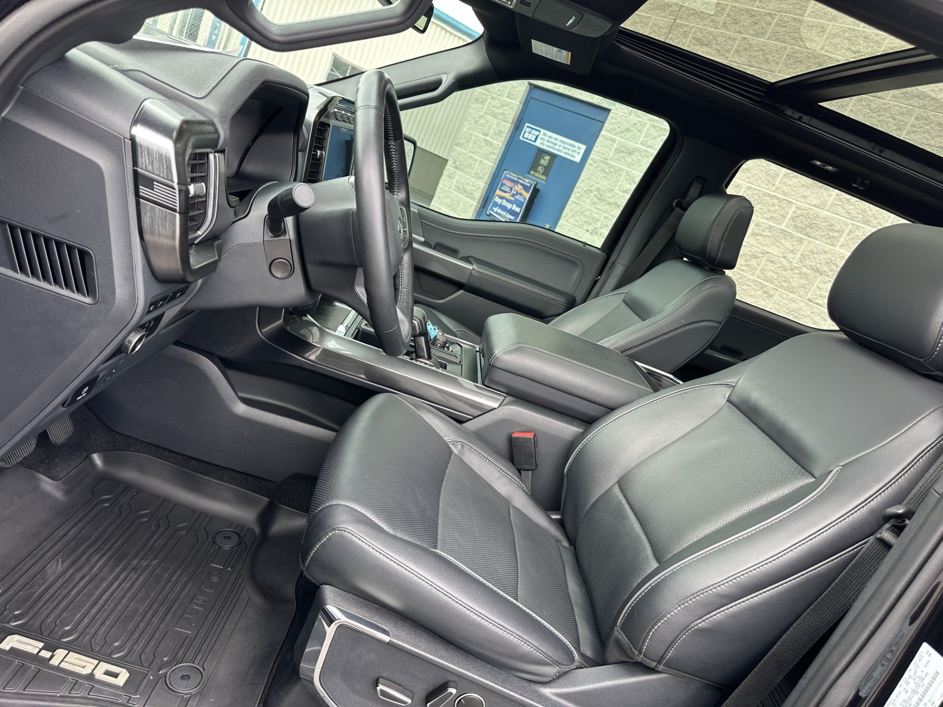 Certified 2023 Ford F150 Lariat w/ Equipment Group 502A High AWD/4WD image 9