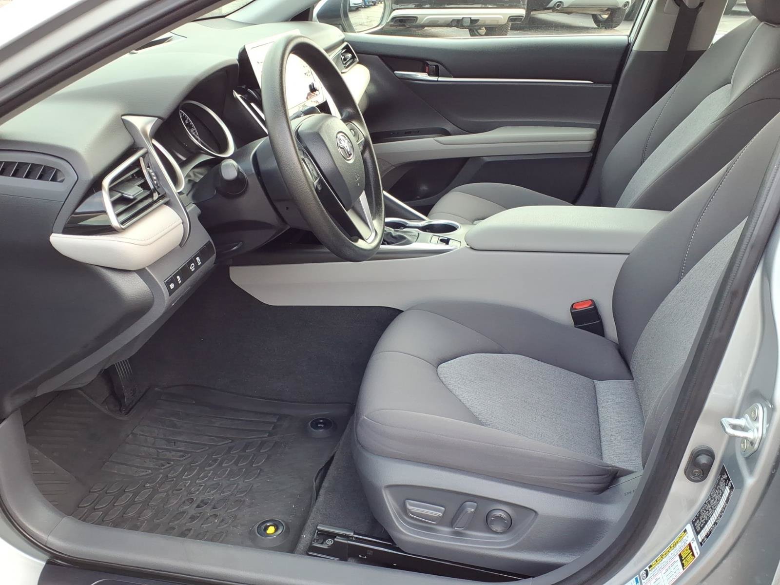 Used 2021 Toyota Camry LE w/ Convenience Package AWD/4WD image 7