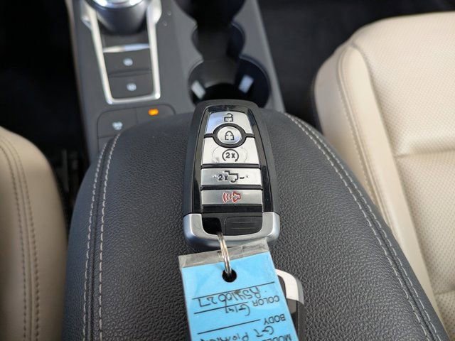 Certified 2020 Ford Escape SEL image 31