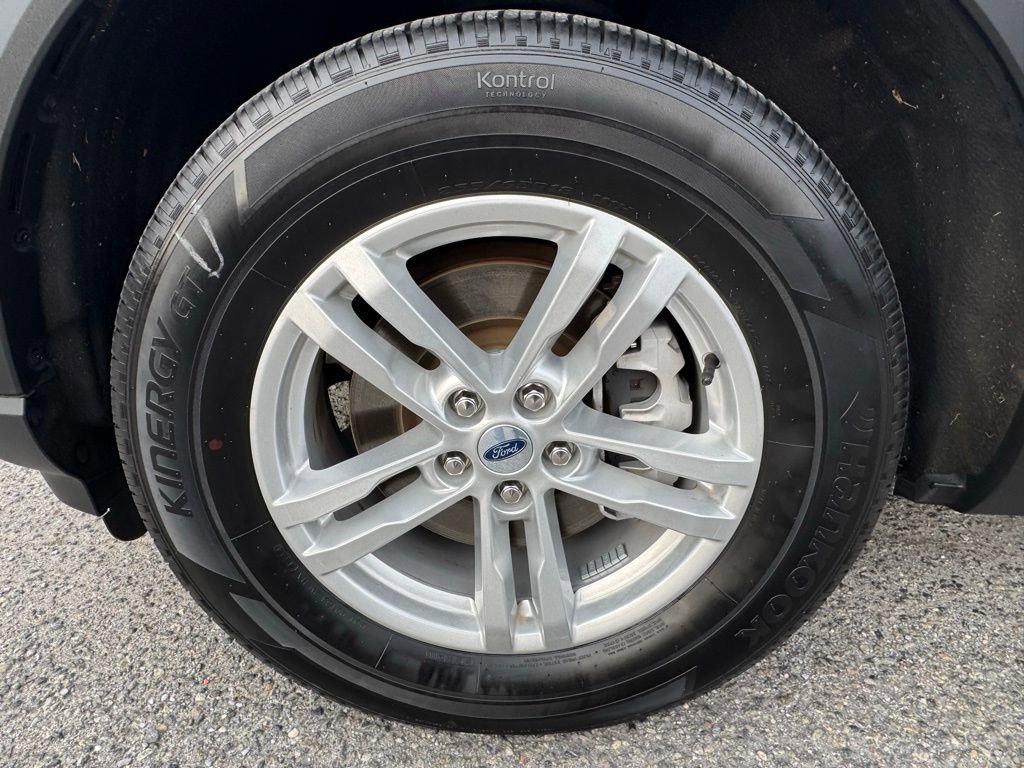 Certified 2023 Ford Explorer XLT image 27