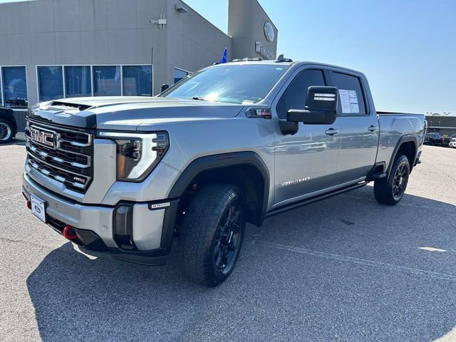 Used 2024 GMC Sierra 2500 AT4 w/ AT4 Premium Plus Package AWD/4WD image 31
