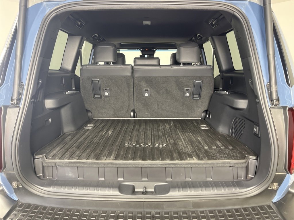 Used 2024 Toyota Land Cruiser w/ Premium Package image 28