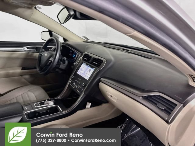 Certified 2019 Ford Fusion SE FWD image 28