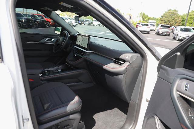 Certified 2025 Ford Explorer ST-Line w/ ST-Line Street Pack AWD/4WD image 34