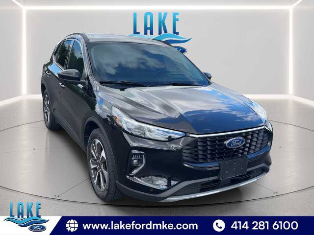 Certified 2023 Ford Escape Platinum w/ Premium Technology Package