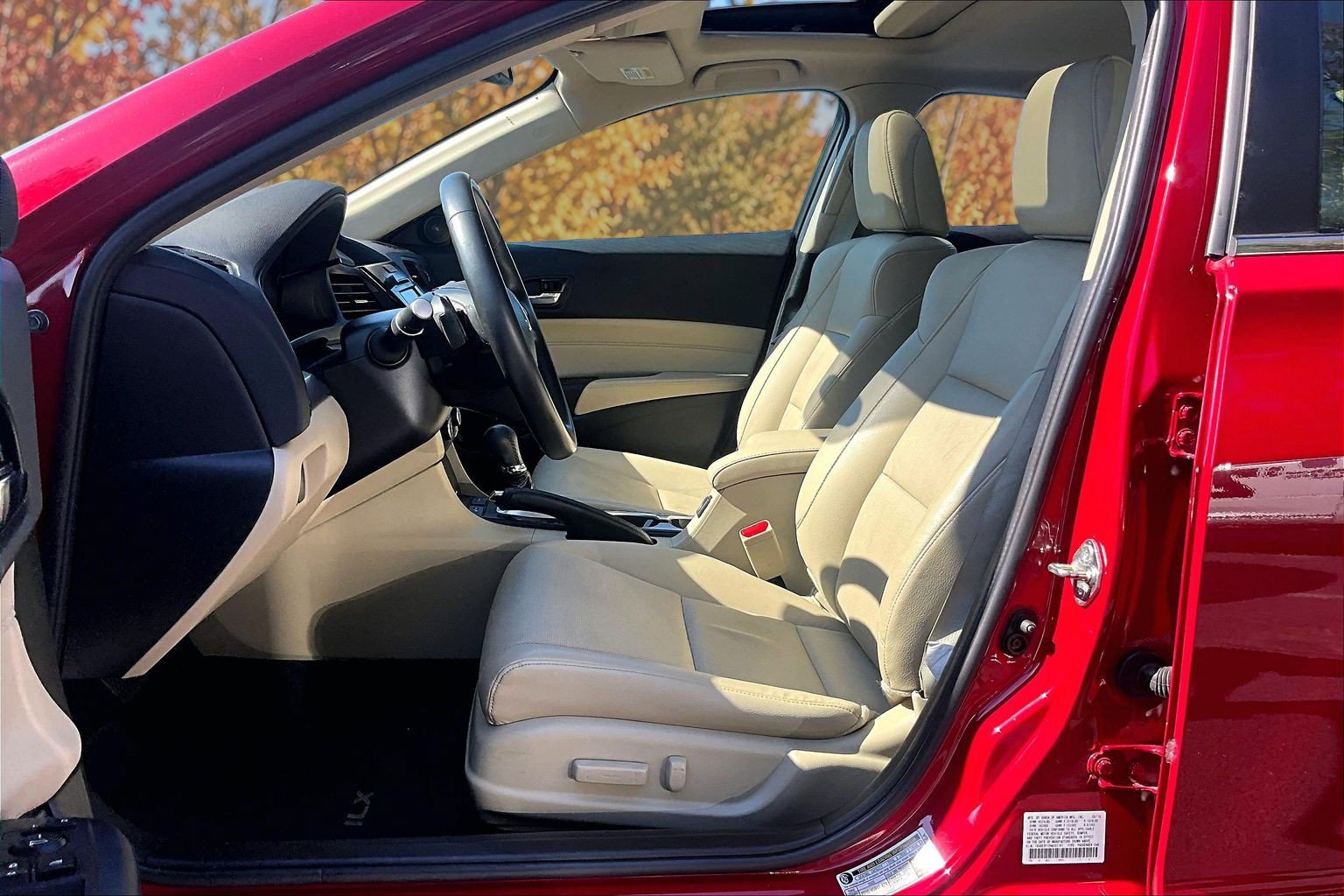 Used 2017 Acura ILX FWD image 29