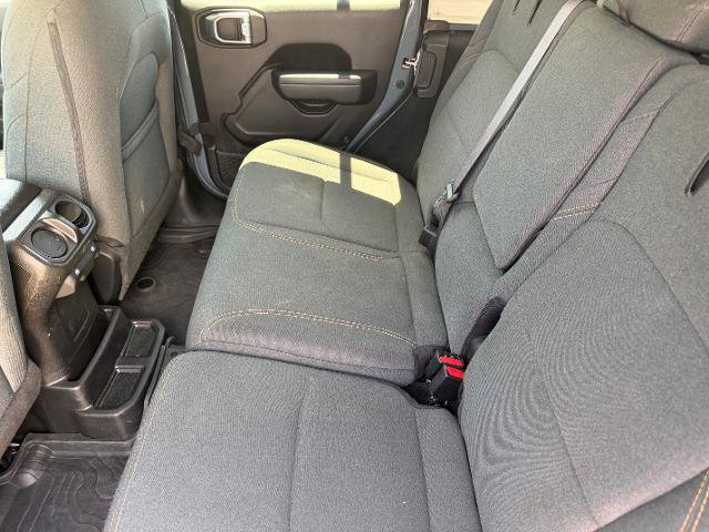 Used 2024 Jeep Wrangler Unlimited AWD/4WD image 11