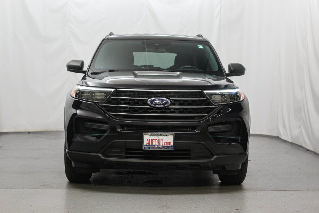 Certified 2020 Ford Explorer XLT AWD/4WD image 3