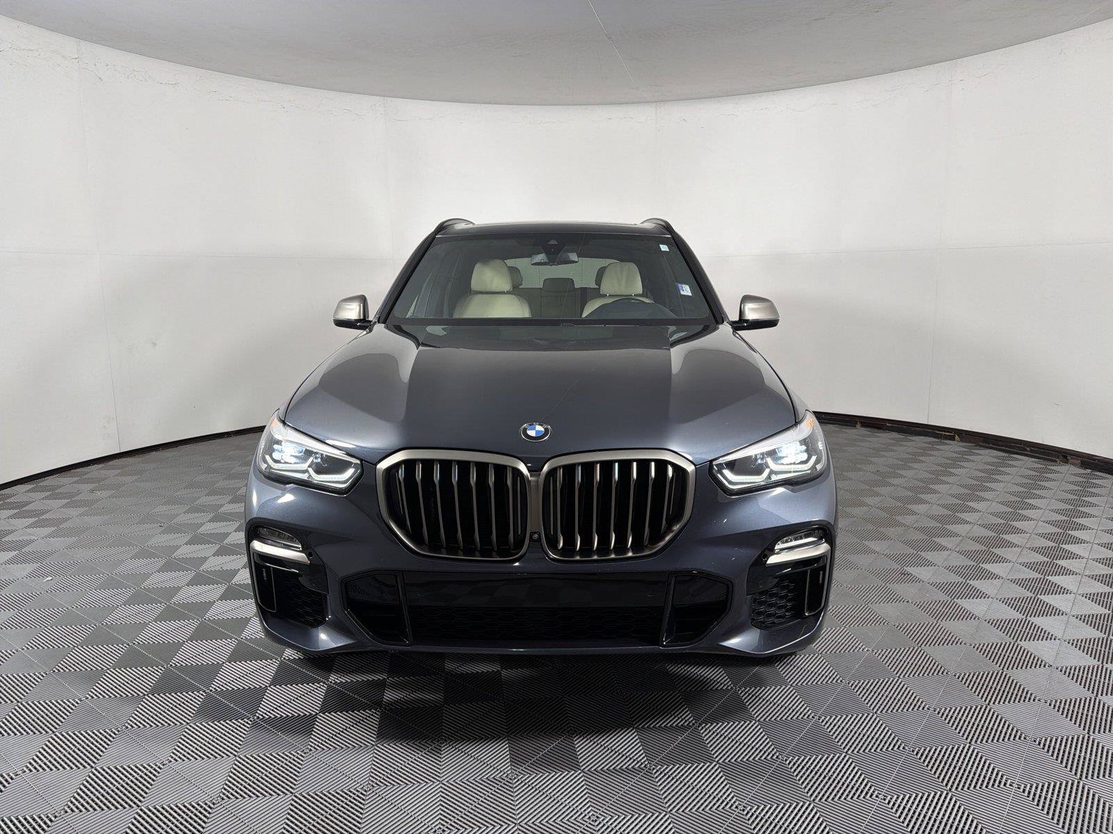 Used 2021 BMW X5 M50i w/ Premium Package AWD/4WD image 2