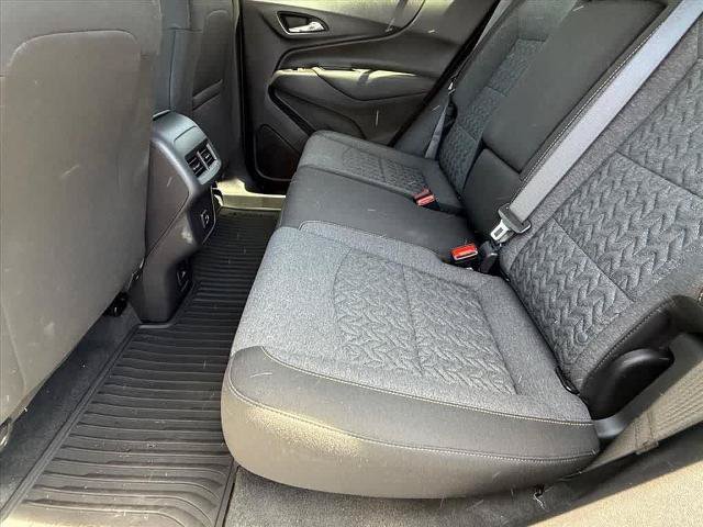 Used 2024 Chevrolet Equinox LT FWD image 11