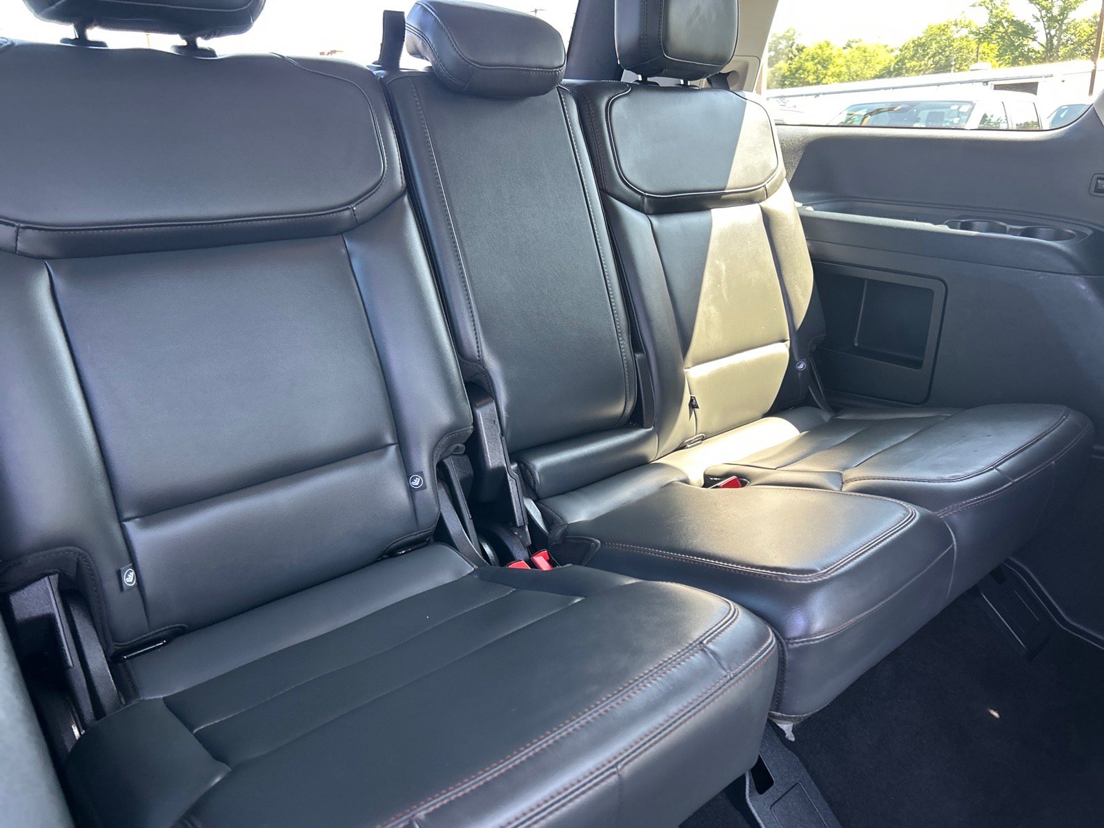 Certified 2025 Ford Expedition Active AWD/4WD image 25