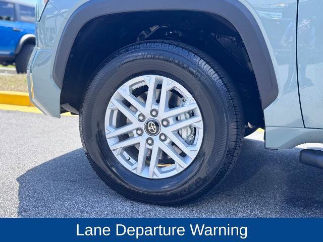 Used 2025 Toyota Tundra SR5 w/ SR5 Premium Package RWD image 7