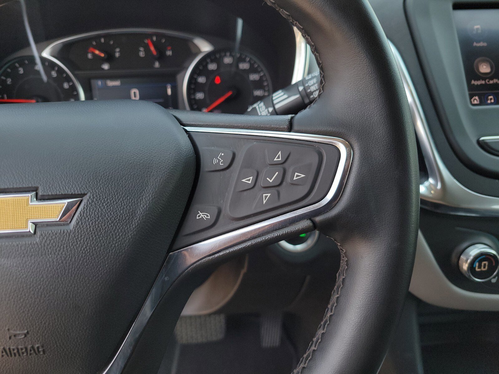 Used 2024 Chevrolet Equinox LT image 29