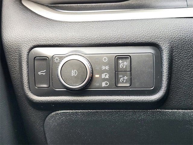 Certified 2022 Ford Explorer XLT w/ Equipment Group 202A image 26