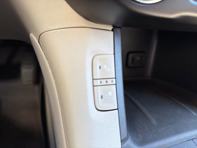 Used 2019 GMC Acadia Denali AWD/4WD image 28