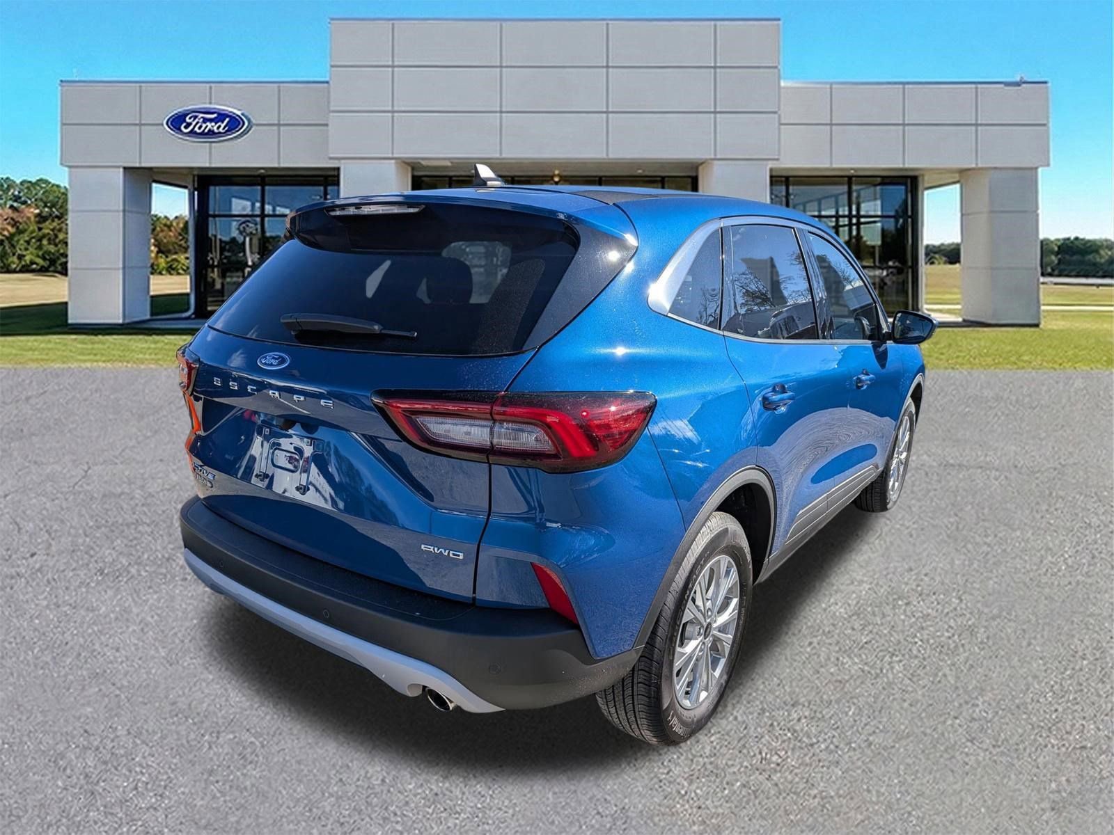 Certified 2023 Ford Escape Active w/ Tech Pack #2 image 5