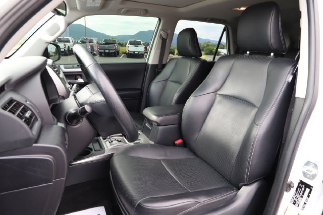 Used 2024 Toyota 4Runner Limited AWD/4WD image 13