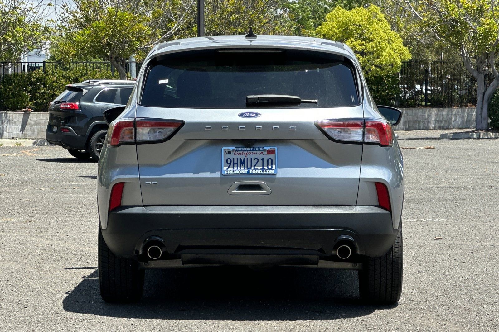 Certified 2022 Ford Escape SE w/ SE Sport Appearance Package FWD image 4