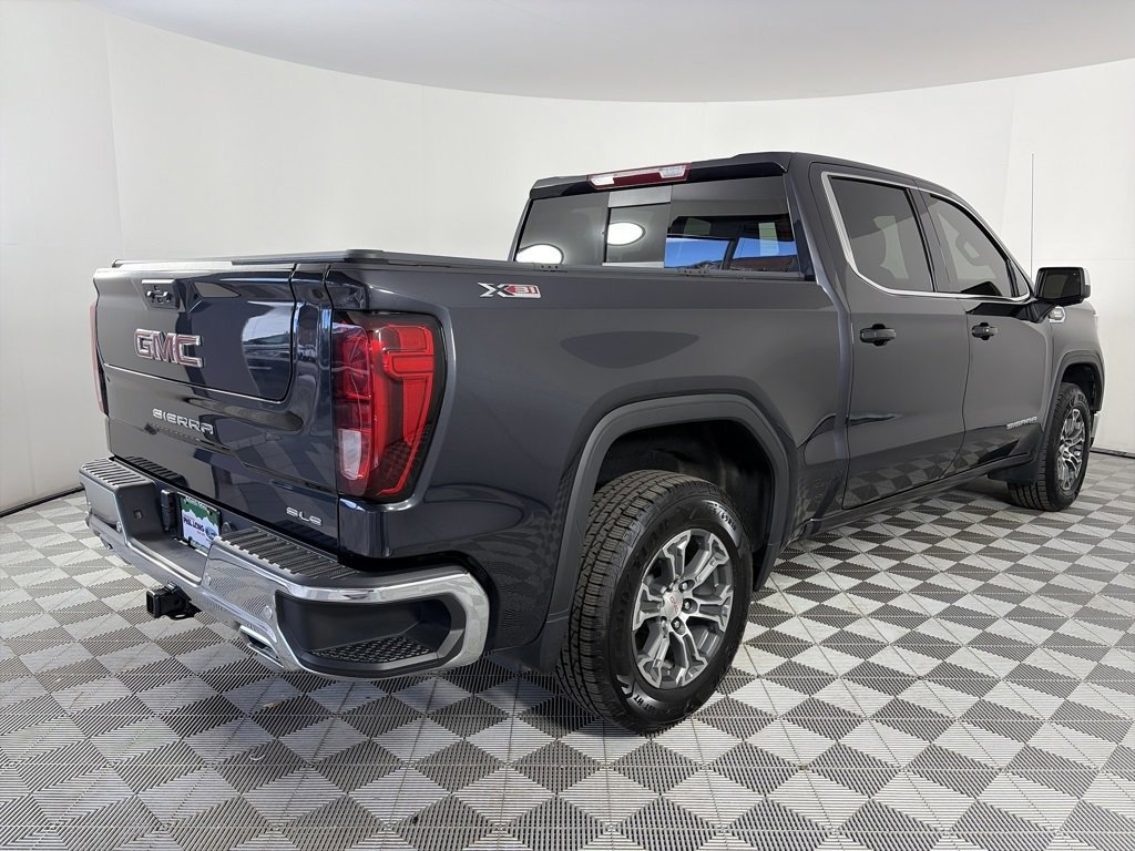 Used 2023 GMC Sierra 1500 SLE w/ Preferred Package image 5