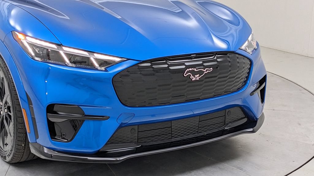 Certified 2025 Ford Mustang Mach-E GT AWD/4WD image 40