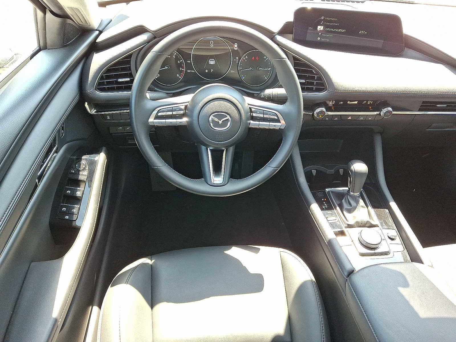 Used 2023 MAZDA MAZDA3 s FWD image 11