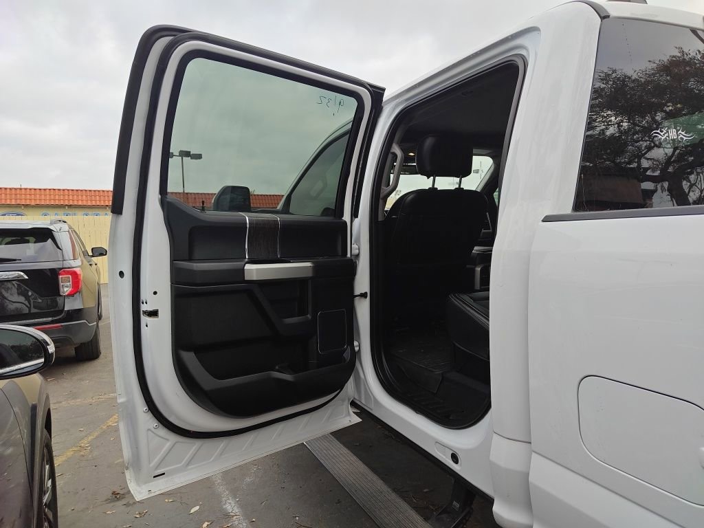 Certified 2021 Ford F350 Lariat w/ Lariat Ultimate Package image 15