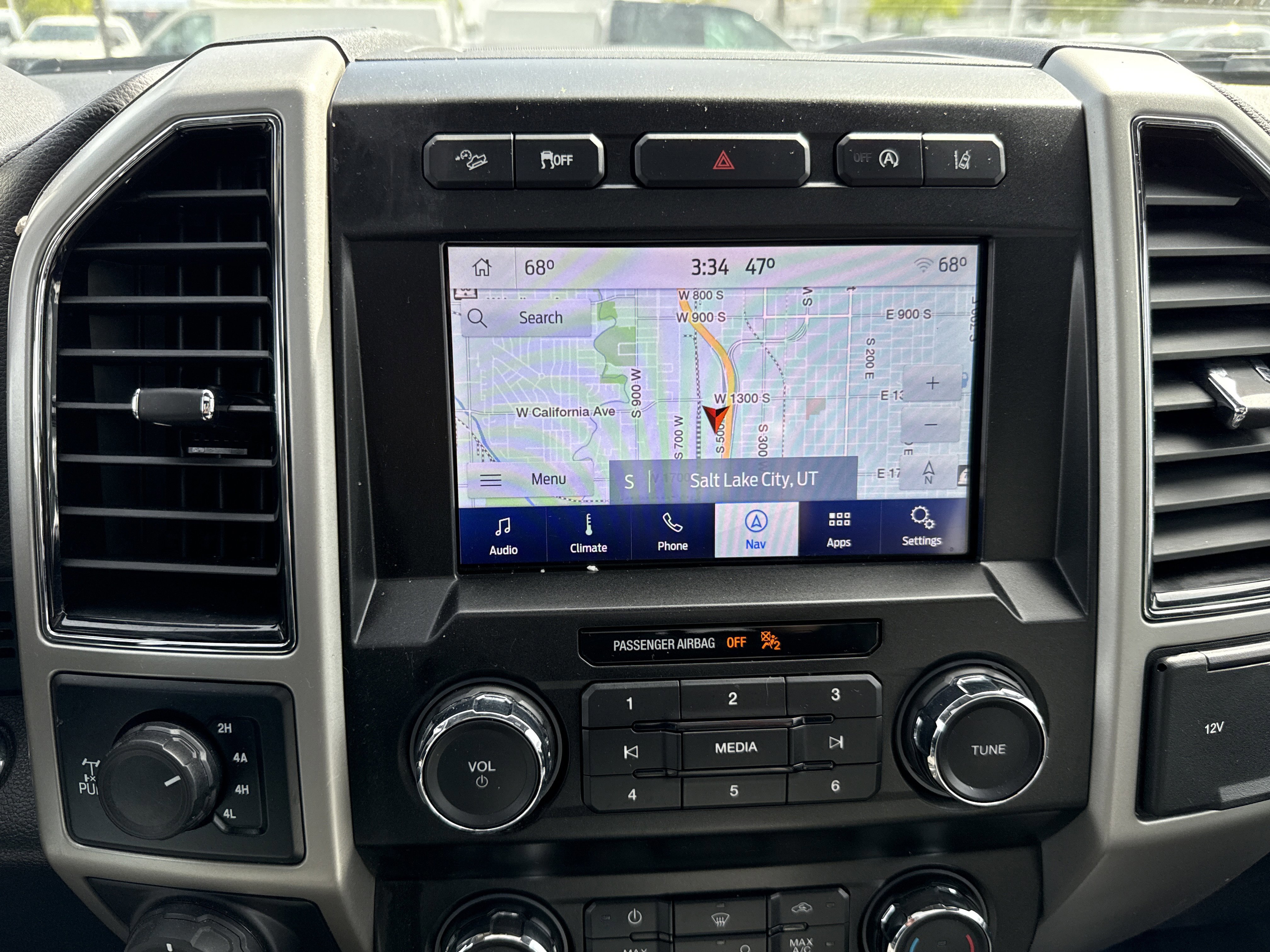 Certified 2020 Ford F150 Lariat w/ Equipment Group 501A Mid AWD/4WD image 22