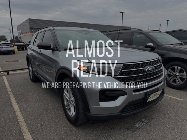 Certified 2022 Ford Explorer XLT image 4