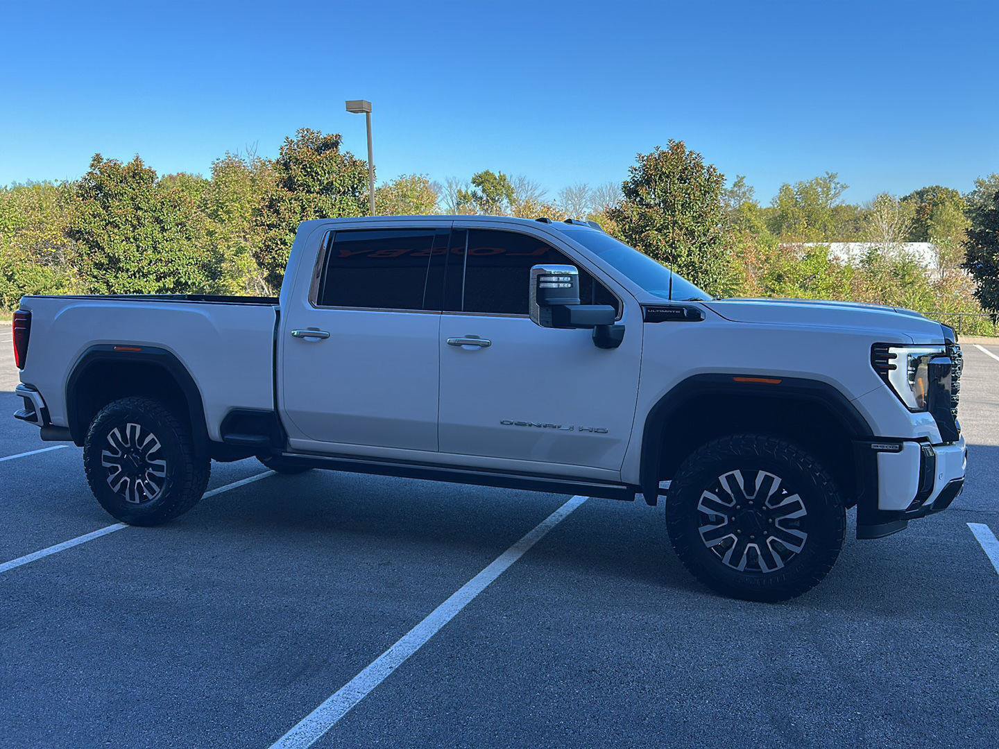 Used 2024 GMC Sierra 3500 Denali Ultimate AWD/4WD image 6