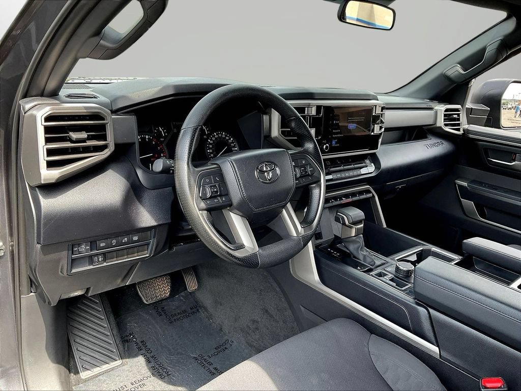 Used 2025 Toyota Tundra SR5 AWD/4WD image 18