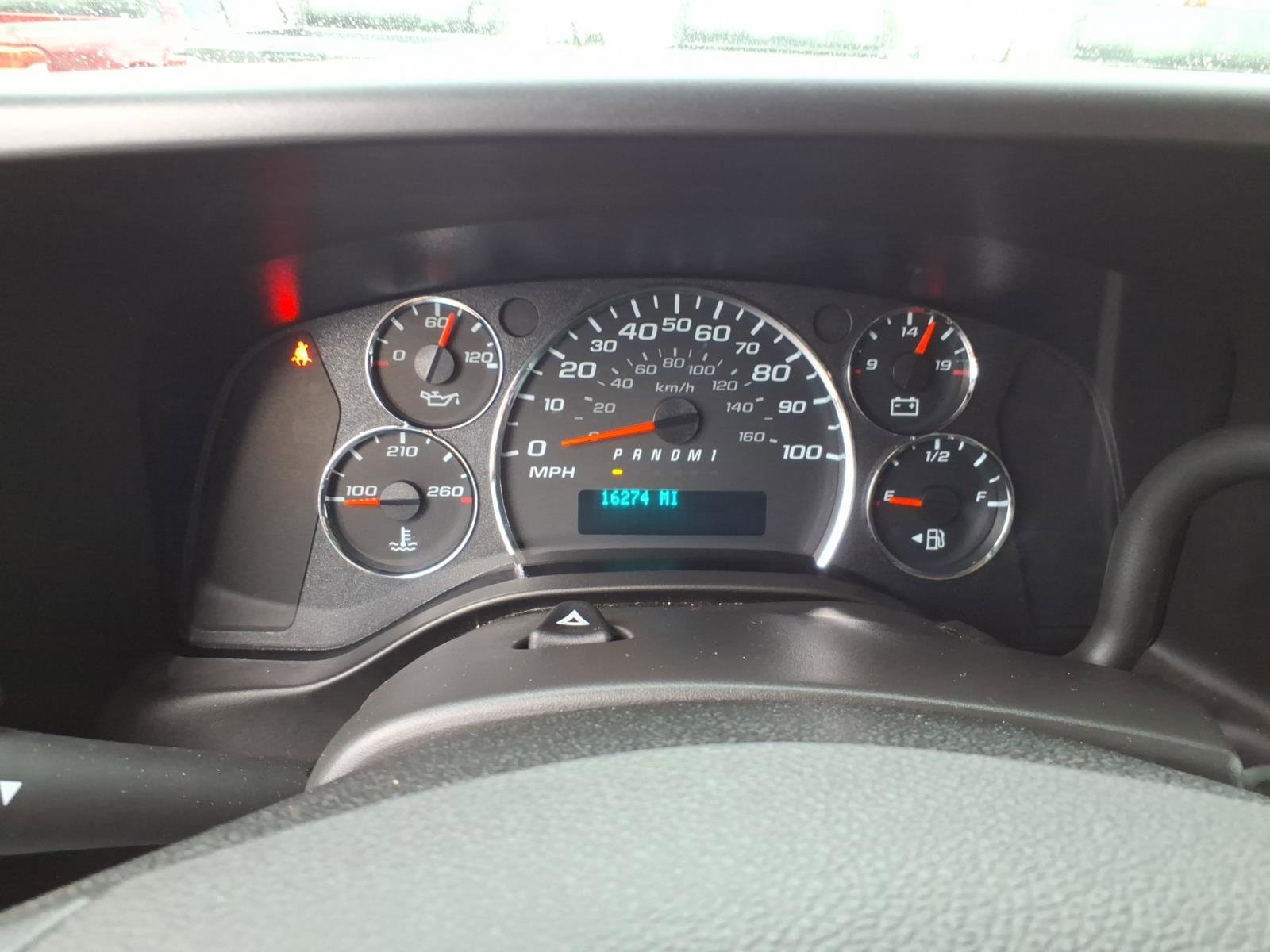 Used 2024 Chevrolet Express 2500 w/ Driver Convenience Package image 14