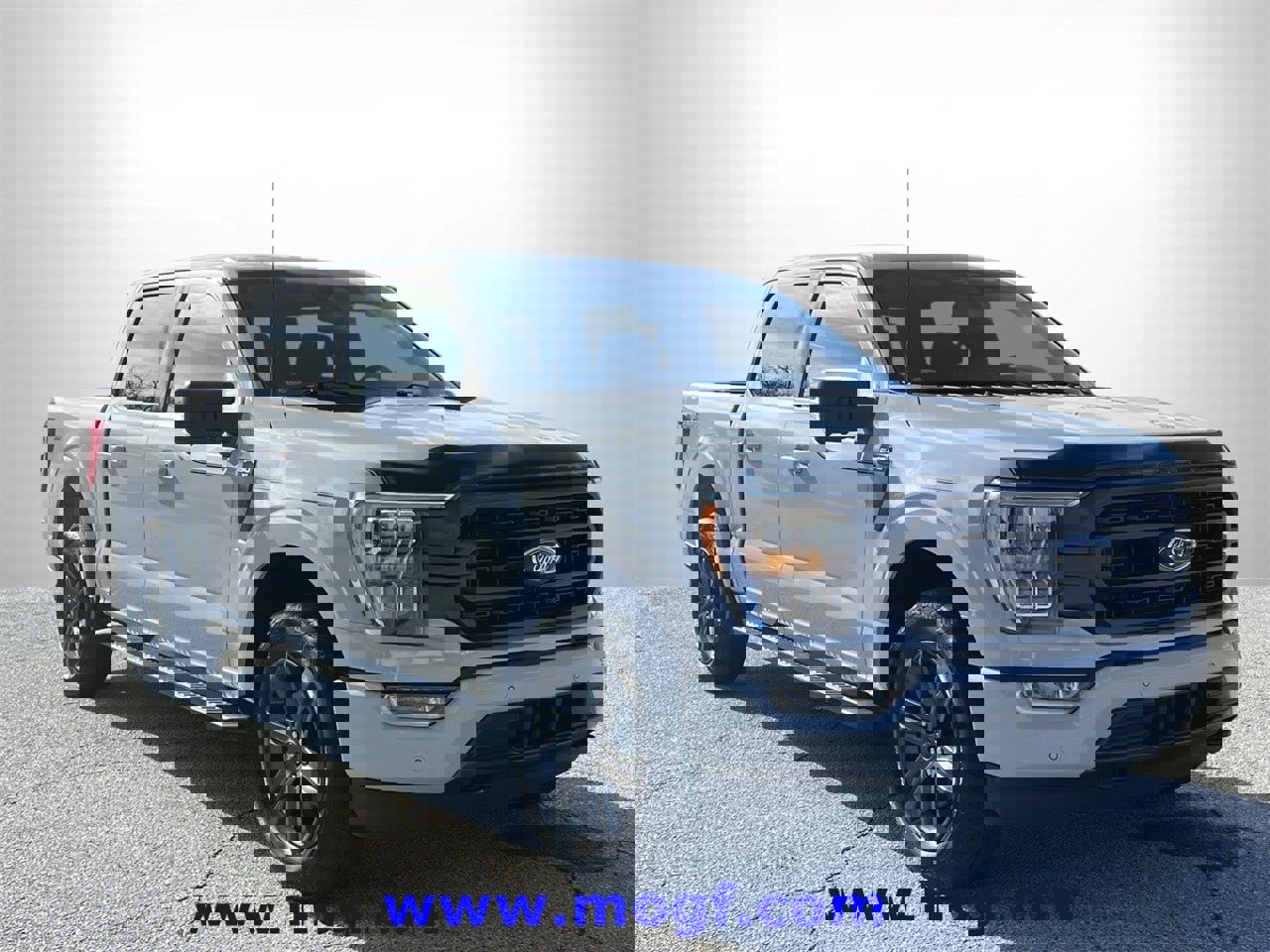 Certified 2023 Ford F150 XLT w/ Equipment Group 302A High image 4