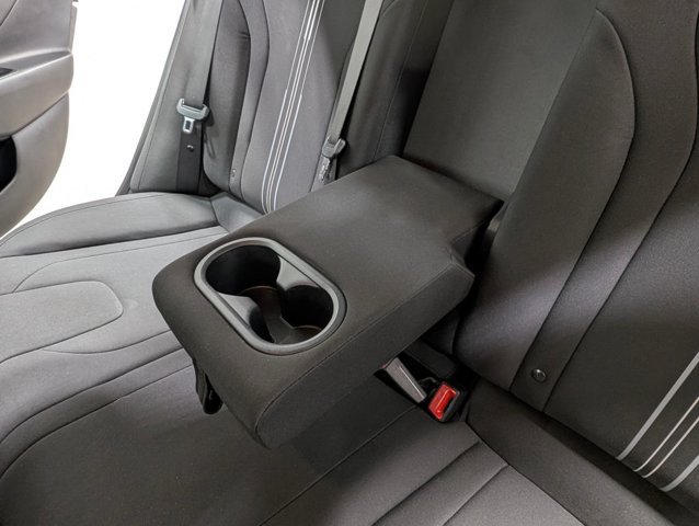 Used 2025 Hyundai Elantra SEL FWD image 15