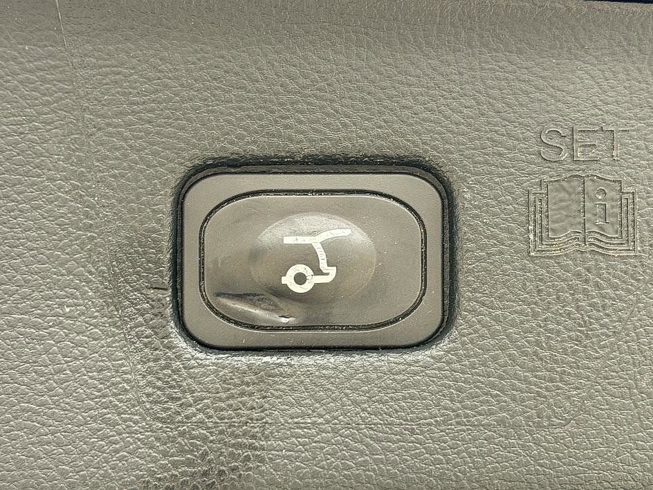 Certified 2022 Ford Edge SEL w/ Convenience Package image 17