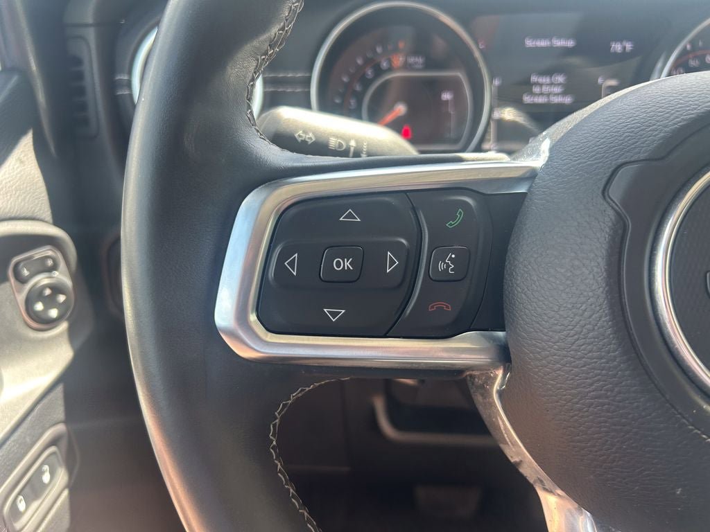 Used 2018 Jeep Wrangler Unlimited Sahara AWD/4WD image 31
