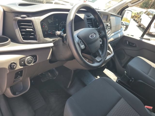 Certified 2025 Ford Transit 250 Low Roof w/ Exterior Upgrade Package RWD image 9