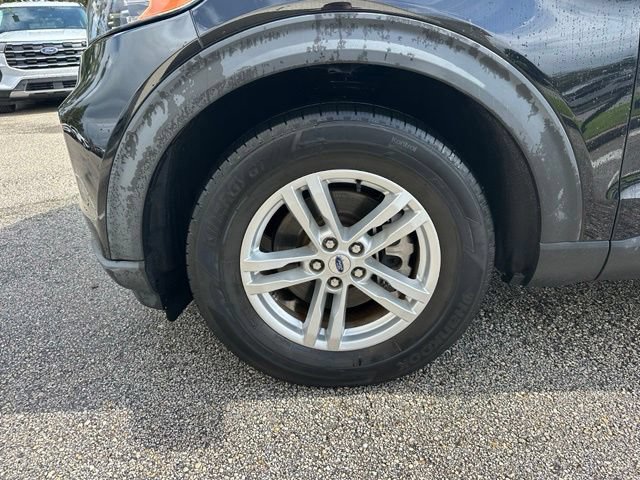 Certified 2023 Ford Explorer XLT w/ Equipment Group 202A RWD image 26