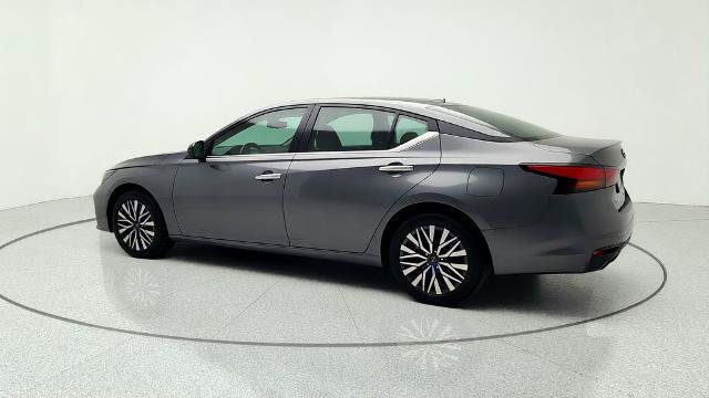 Used 2025 Nissan Altima 2.5 SV AWD/4WD image 5