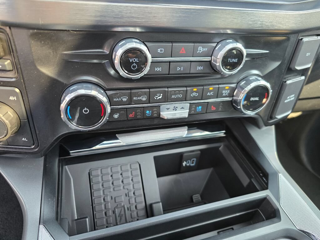 Certified 2025 Ford F350 Lariat w/ Lariat Ultimate Package AWD/4WD image 25