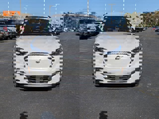 Certified 2025 Ford Mustang Mach-E Select w/ Comfort Package Lite image 9