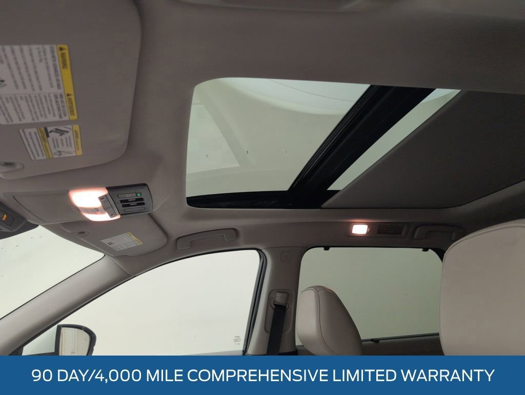 Used 2022 Nissan Pathfinder Platinum w/ Cargo Package image 14